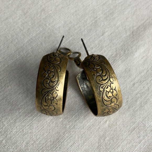 Floral Design Wide Hoop Brass Earrings - Picture 1 of 4